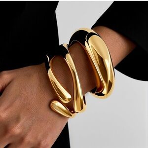 New! Bold Squared Tick Drop Gold Bracelet Set of 3 (3010) NWOT